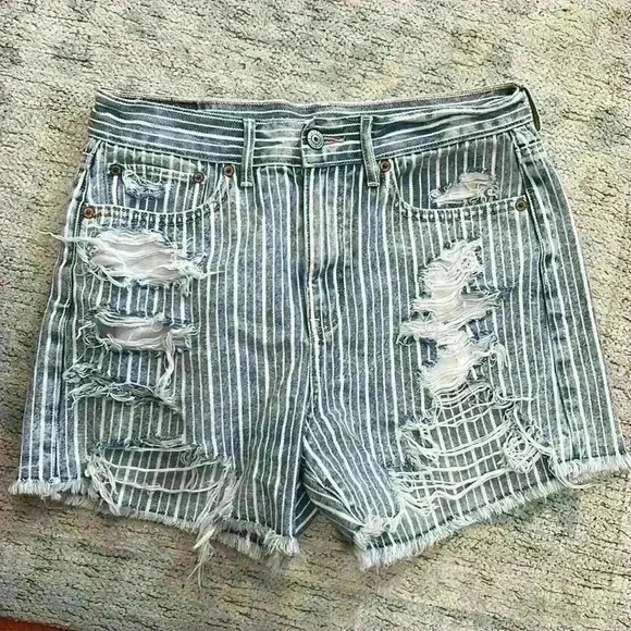 American Eagle Outfitters Pants - American Eagle stripped jean shorts